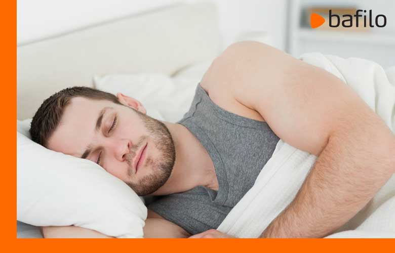 فواید با لباس خوابیدن