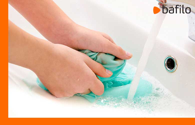 چرا باید برای شستن لباس زیر از جوش شیرین استفاده کنیم؟