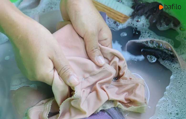 بهترین روش شستن شورت زنانه