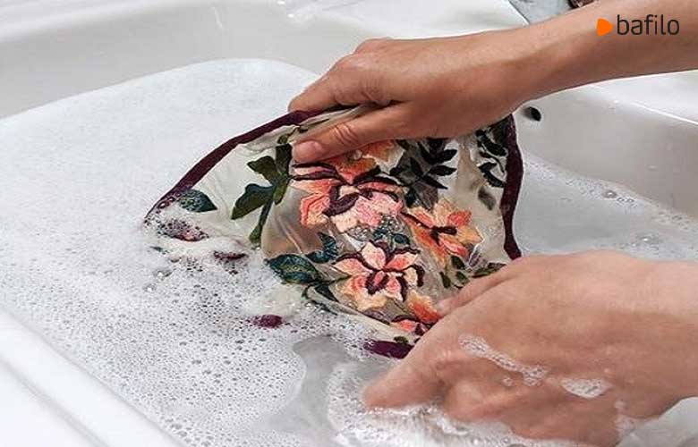 شورت را با چی بشوریم؟